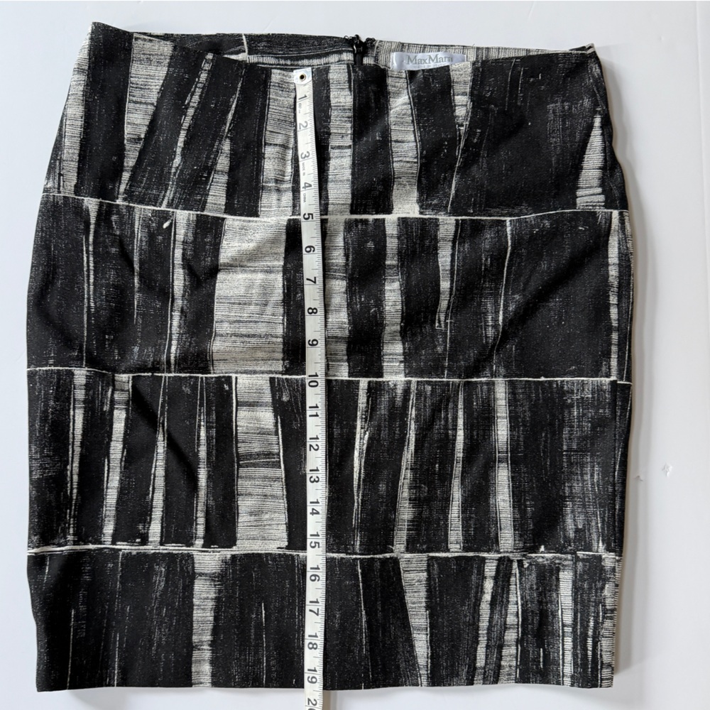 MaxMara‎ Women's Monochrome  Black and Gray Print Pencil Skirt Size 12 - Picture 8 of 8